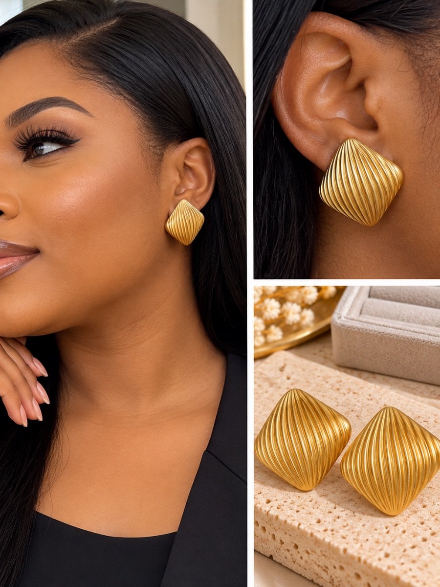 DSF Ribbed Luxe Studs