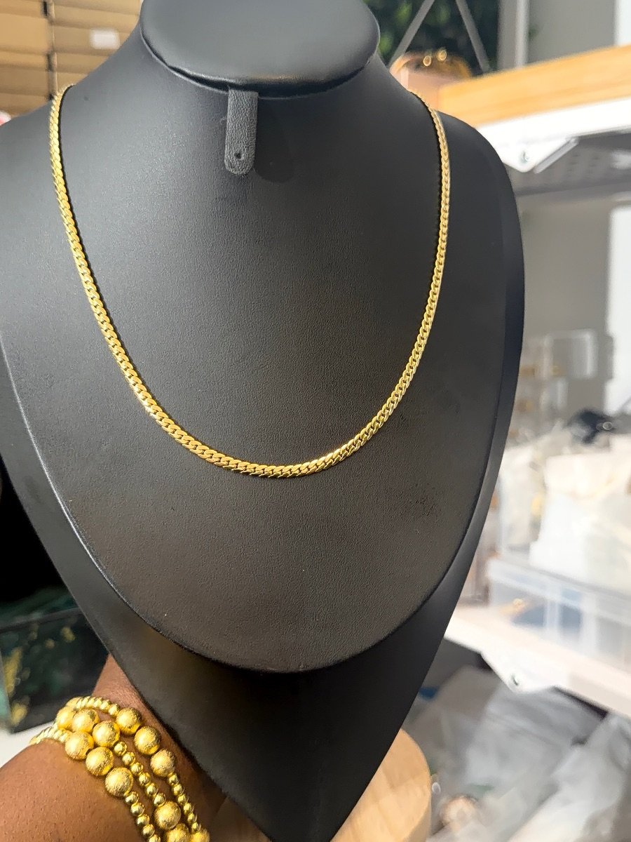 18k  gold plated Cuban necklace 